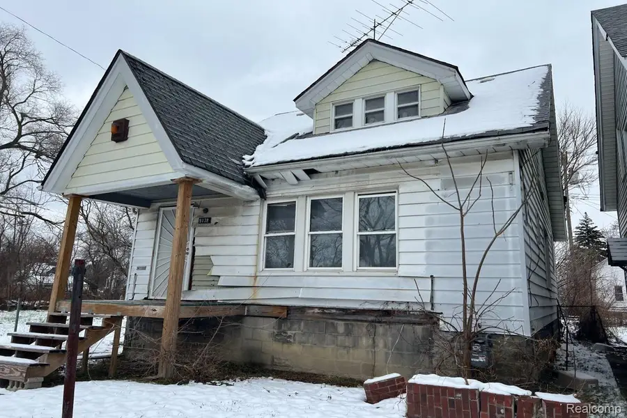 9138 Fischer Street, Detroit, MI 48213 - Image #2