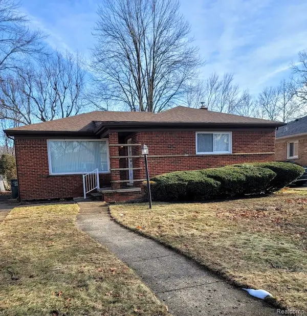 21930 Marlow Street, OakPark, MI 48237