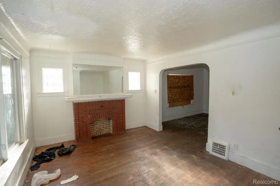 11422 Hartwell Street, Detroit, MI 48227 - Image #2