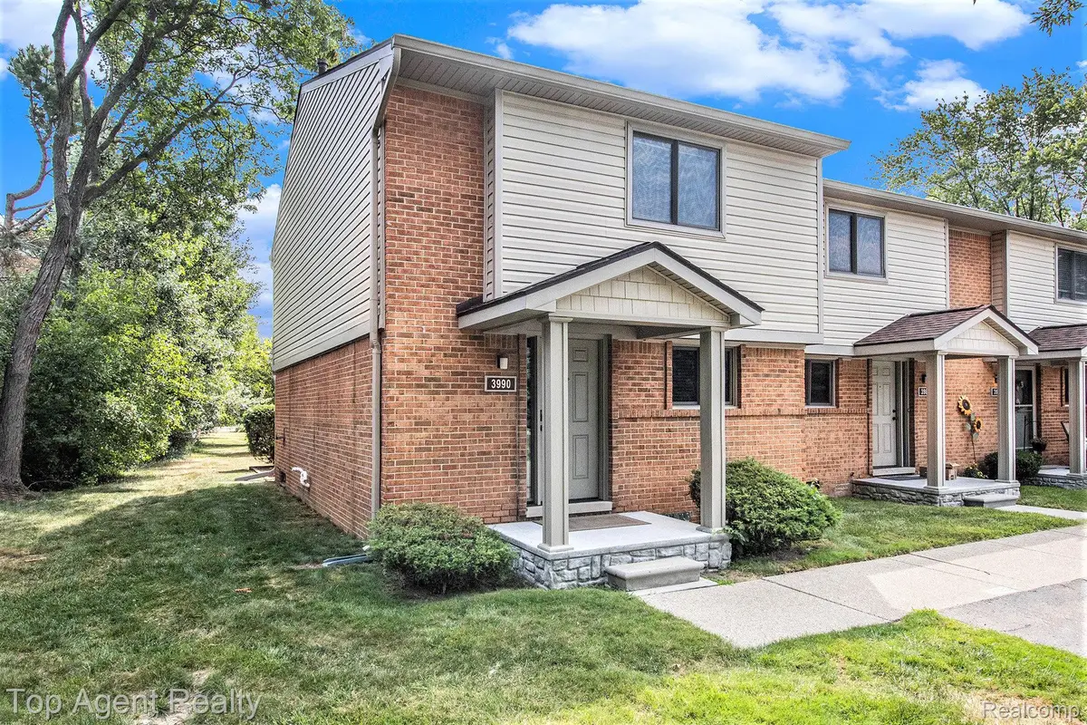 3990 Old Creek Road, Troy, MI 48084 - Image #1