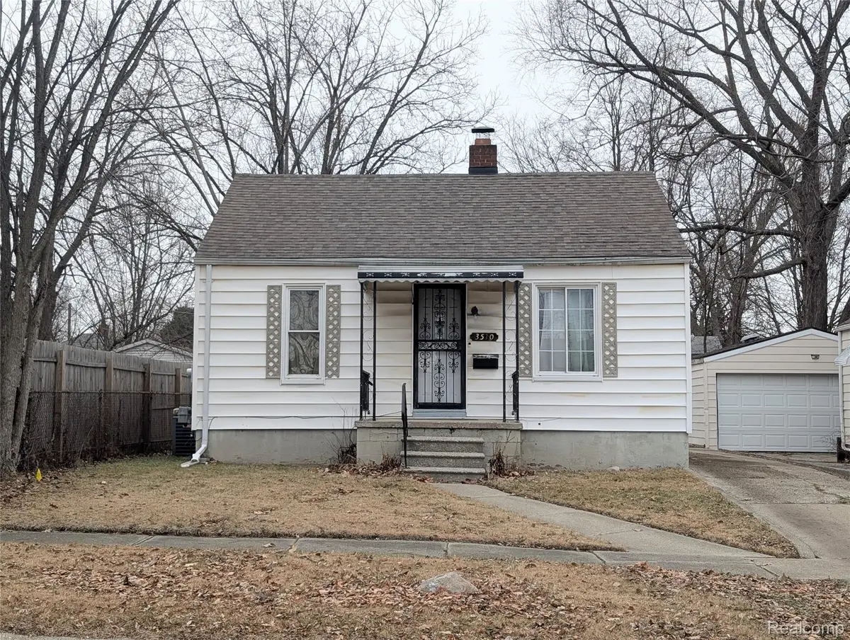 3510 Hogarth Avenue, Flint, MI 48503 - #1