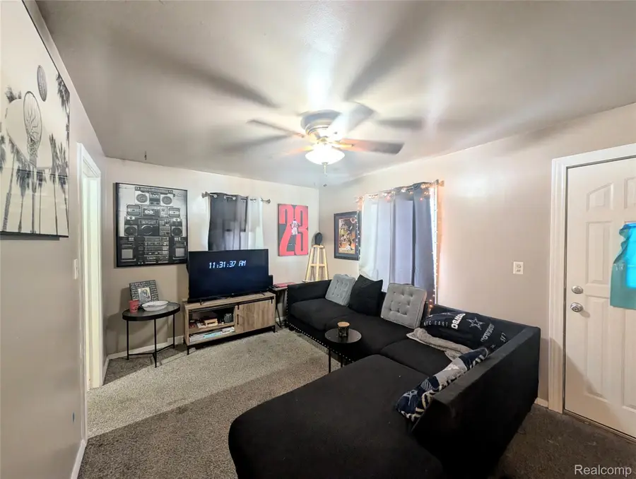 3510 Hogarth Avenue, Flint, MI 48503 - #2