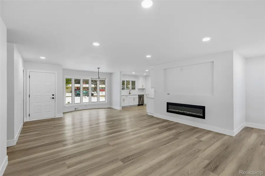 32336 Tareyton Street, Farmington Hills, MI 48334 - Image #3