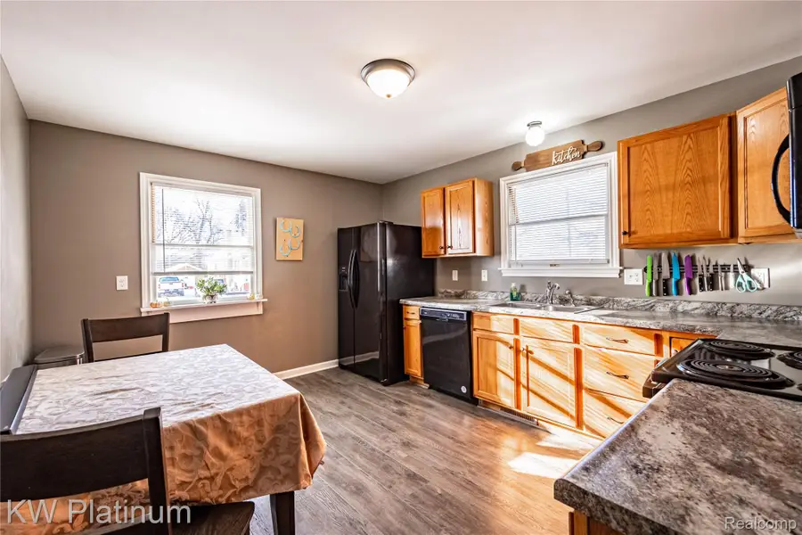 1733 Whipple Street, Port Huron, MI 48060 - Image #2