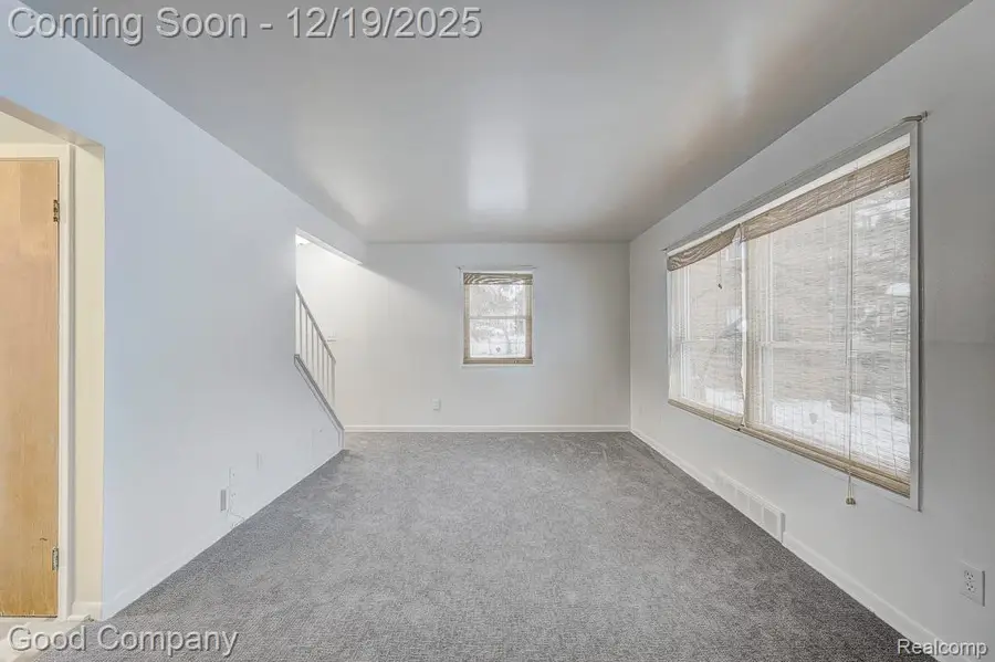 6958 Town Lane, Dearborn Heights, MI 48127 - Image #2