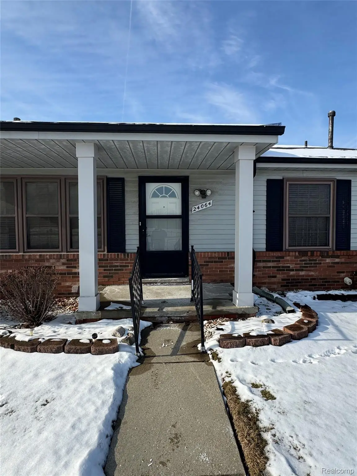 24064 Greenhill Road, Warren, MI 48091 - Image #1