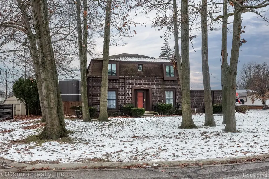 2925 Linda Court, Port Huron, MI 48060 - Image #2