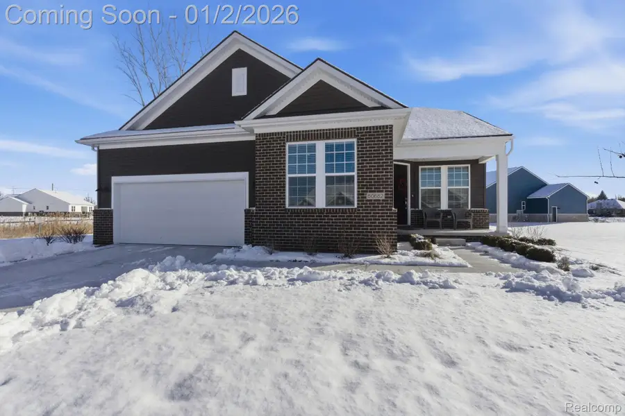 50682 Beckett Court, Macomb, MI 48044 - Image #2