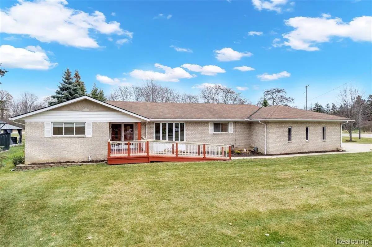 44680 Elizabeth Road, Clinton Charter Township, MI 48036 - Image #1