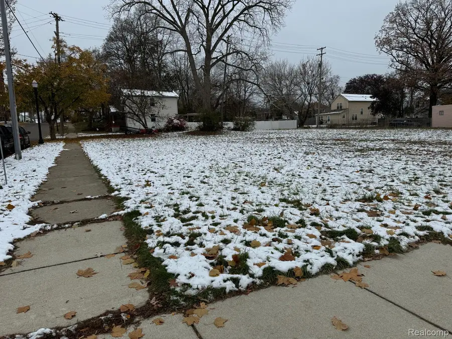 720 S Martin Luther King Jr Dr Street, Jackson, MI 49203 - Image #3