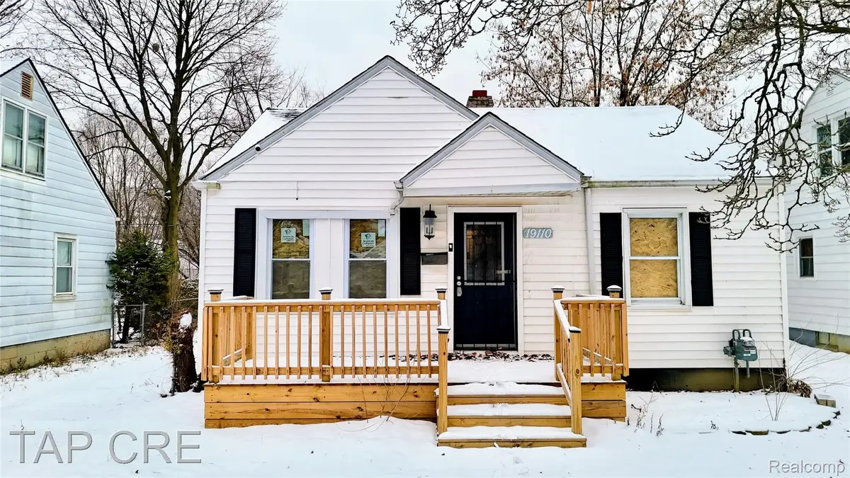19110 Kingsville Street, Detroit, MI 48225 - Image #1