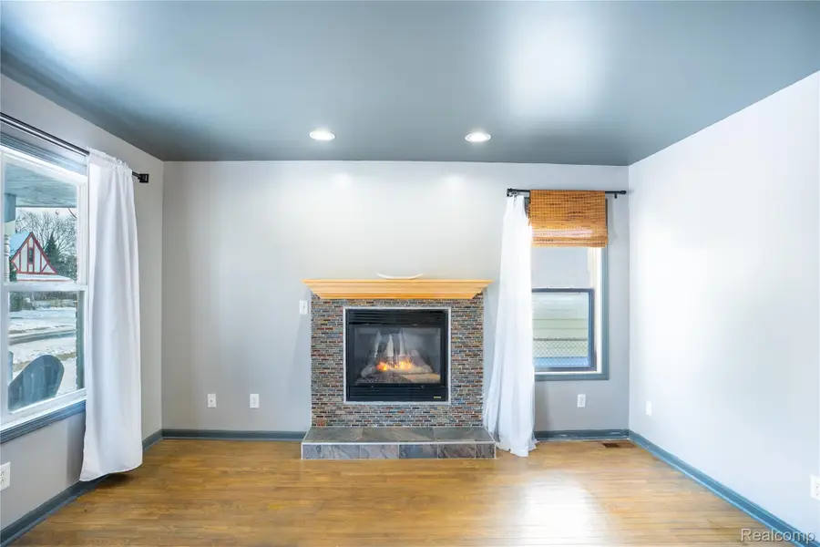 19953 Wakenden, Redford, MI 48240 - Image #2