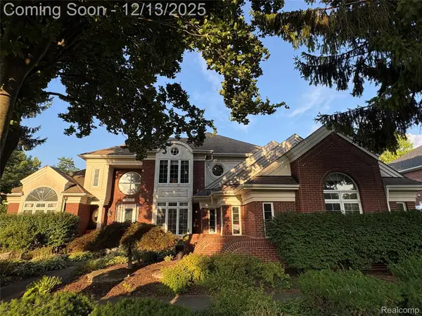 3835 Ranya Drive, CommerceTwp, MI 48382