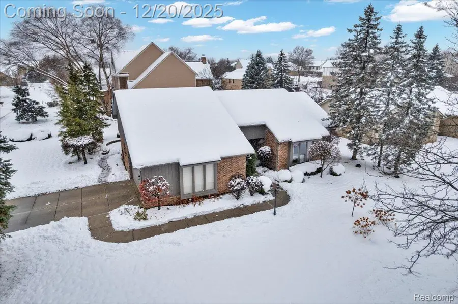 6845 Serenity Drive, Troy, MI 48098 - Image #2