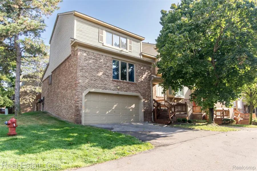 4161 Breckenridge Drive, West Bloomfield, MI 48322 - Image #2