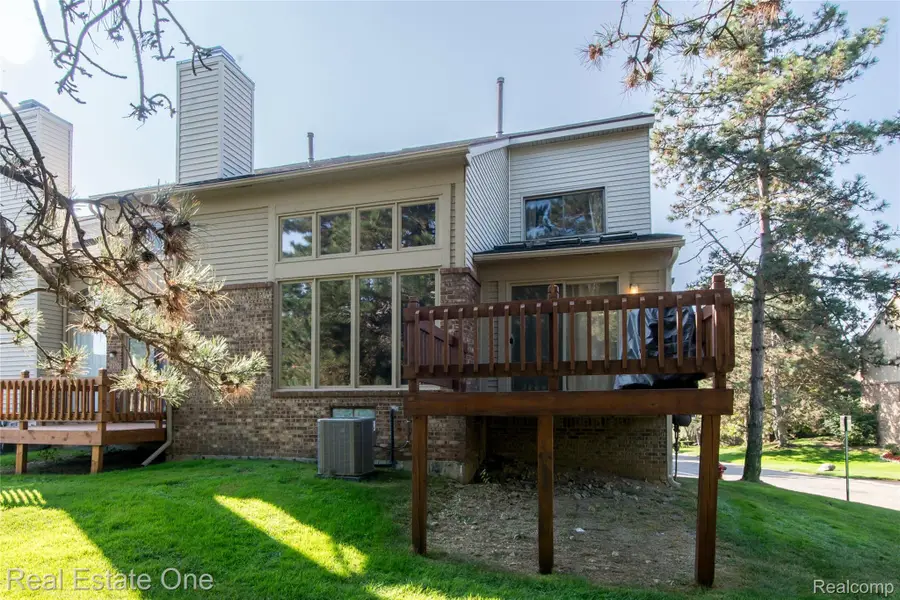 4161 Breckenridge Drive, West Bloomfield, MI 48322 - Image #3