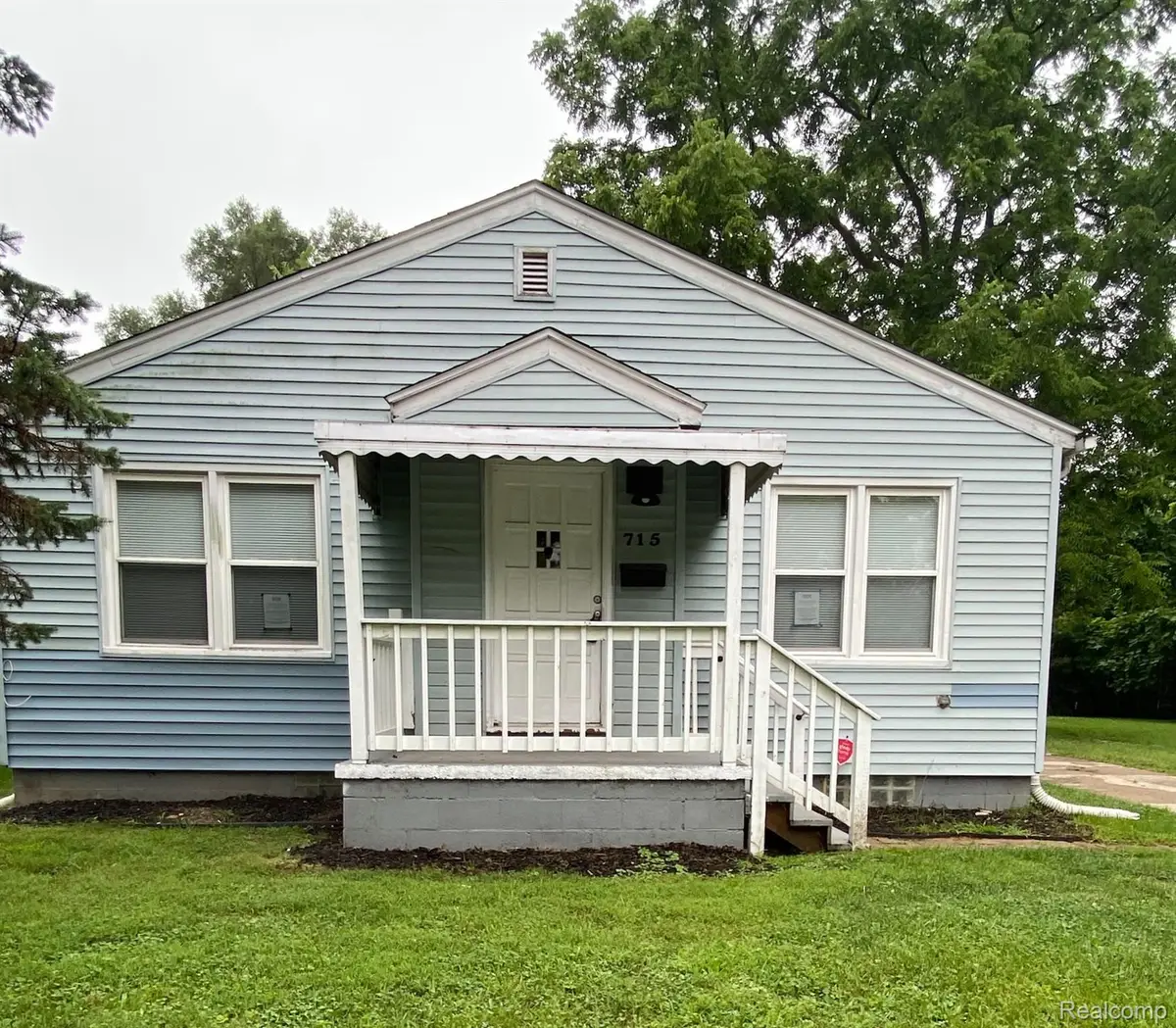 715 Kenilworth Avenue, Pontiac, MI 48340 - Image #1