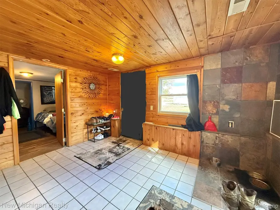 11476 Koth Drive, Linden, MI 48451 - Image #3