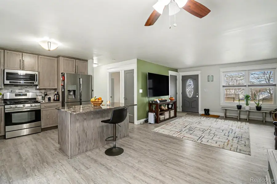 6561 Bennett Lake Road, Fenton, MI 48430 - Image #3