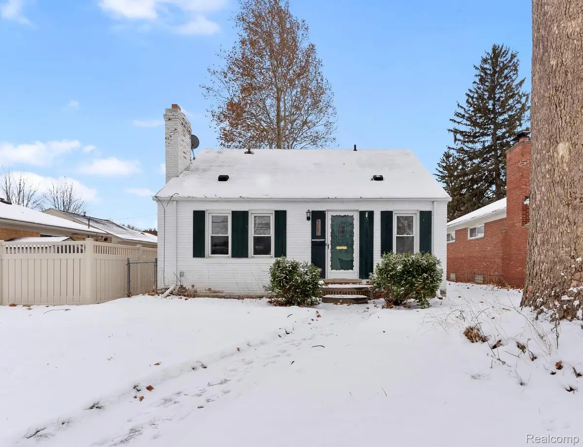 23621 Lawrence Avenue, Dearborn, MI 48128 - Image #1