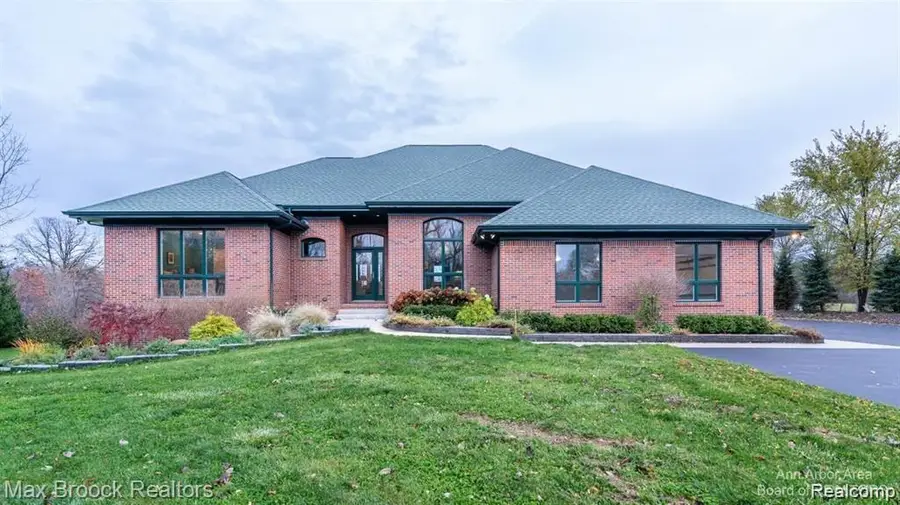 3520 Blue Heron Court, Superior, MI 48198 - Image #2