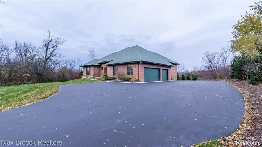 3520 Blue Heron Court, Superior, MI 48198 - Image #3