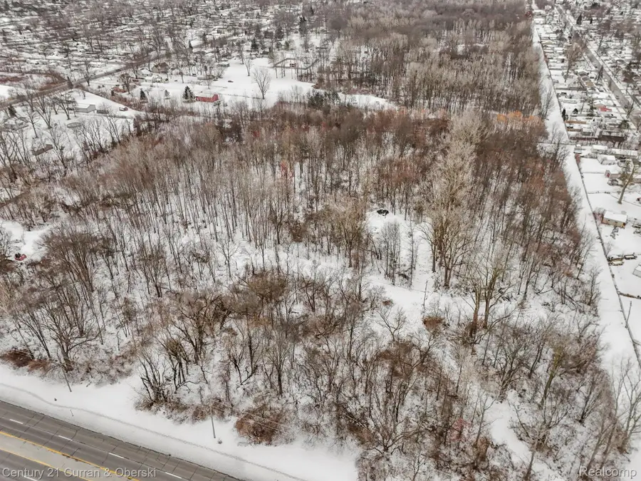 27597 Eureka, Romulus, MI 48174 - Image #3