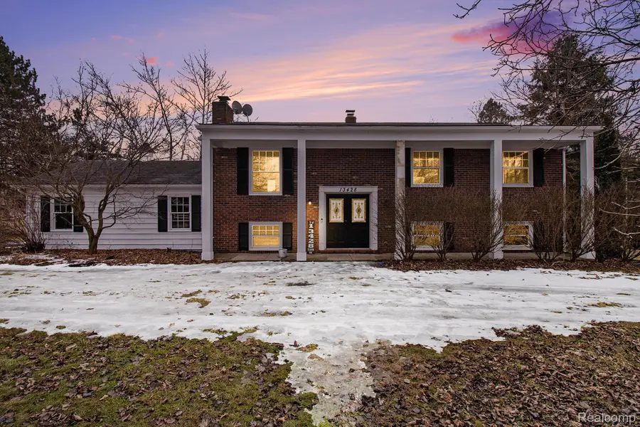 13428 Sequoia Lane, South Lyon, MI 48178 - Image #2
