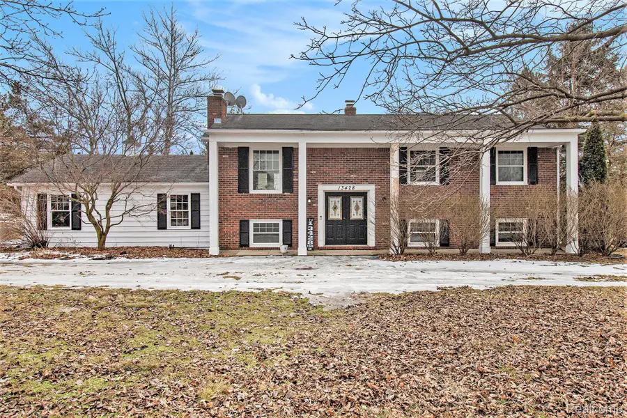 13428 Sequoia Lane, South Lyon, MI 48178 - Image #3