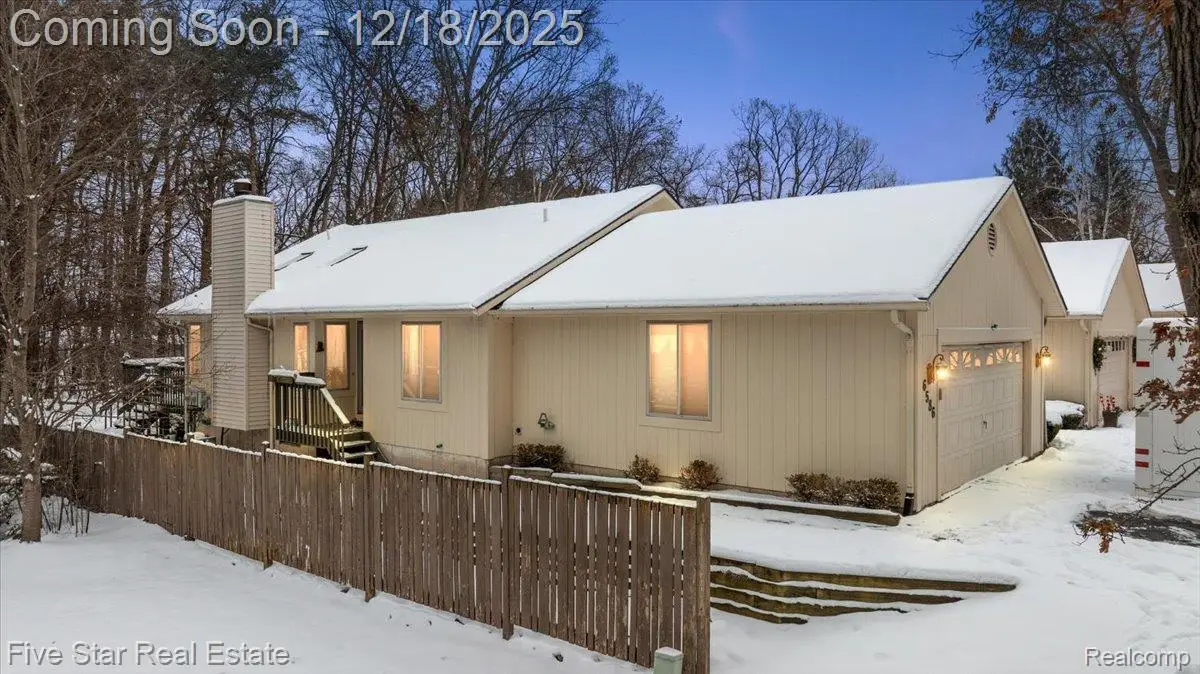 6586 Pontiac Lake Road #1, Waterford, MI 48327 - Image #1