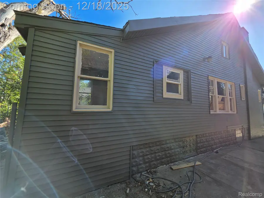 2530 Fullerton Street, Detroit, MI 48238 - Image #3
