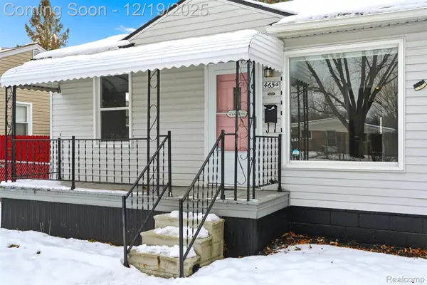 4654 Gloria Street, Wayne, MI 48184