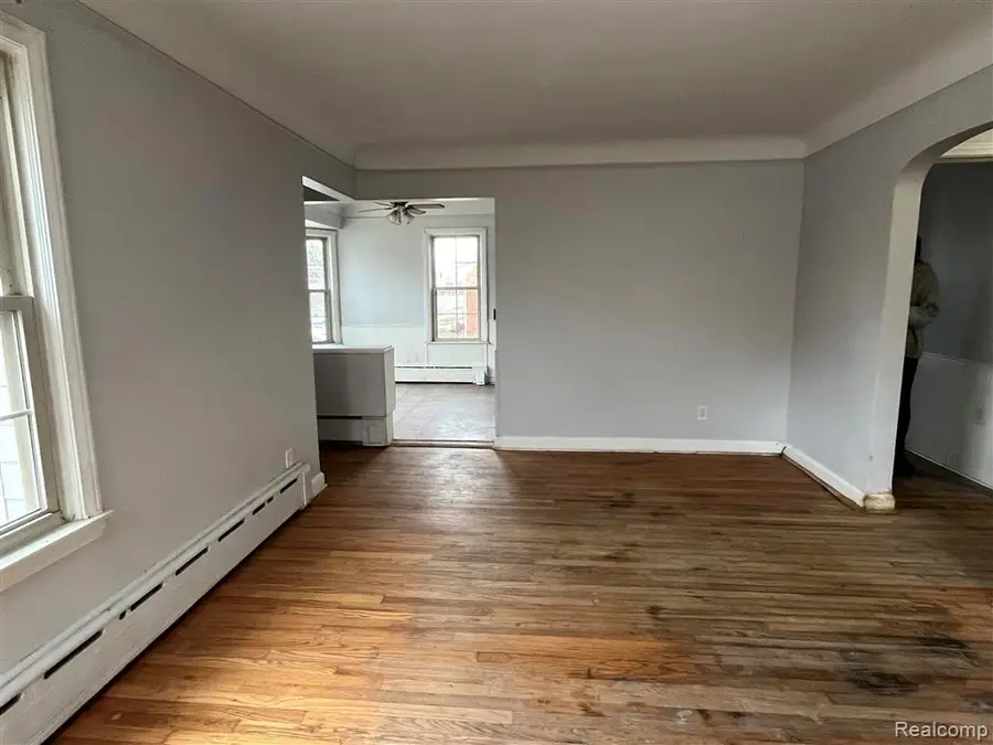 16572 Rosemary, Fraser, MI 48026 - Image #3