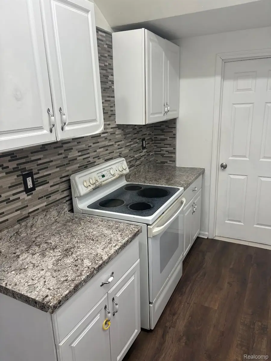 438 S Marshall Street, Pontiac, MI 48342 - #2