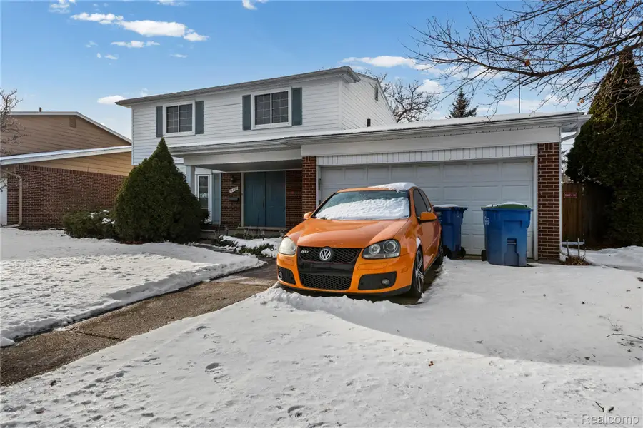 31077 Shawn Drive, Warren, MI 48088 - Image #2