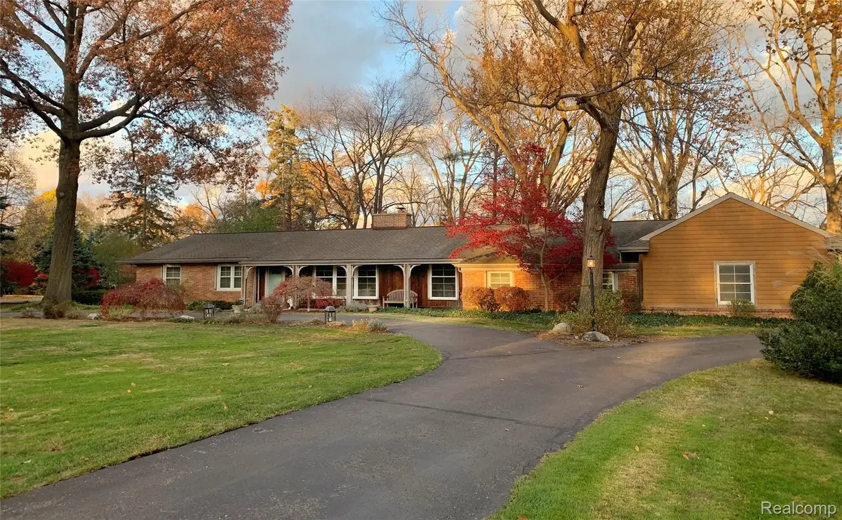 5671 Shadow Lane, Bloomfield, MI 48302 - Image #1