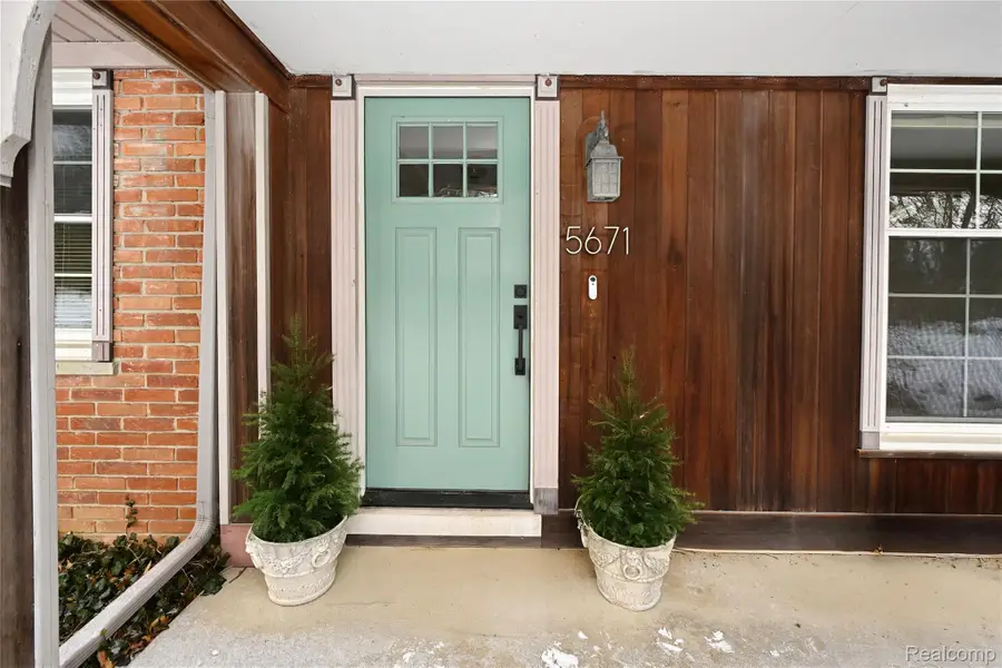 5671 Shadow Lane, Bloomfield, MI 48302 - Image #3