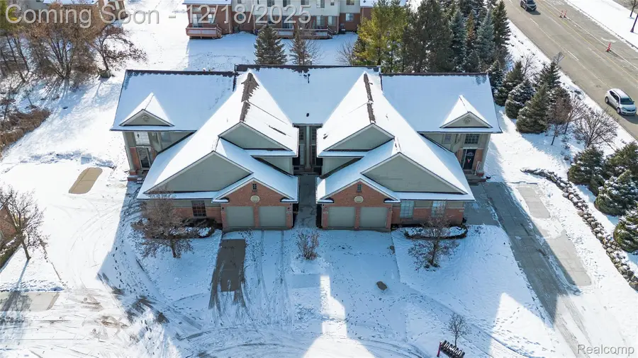 1030 Lorenzo Court, Troy, MI 48085 - Image #2