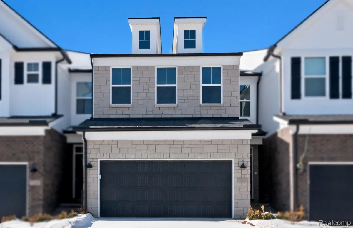 5575 E Spaniel Drive, Ann Arbor, MI 48108 - Image #1