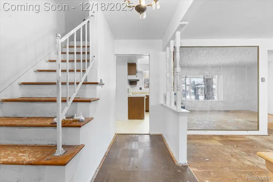 13227 Grand Haven Drive, Sterling Heights, MI 48312 - Image #2