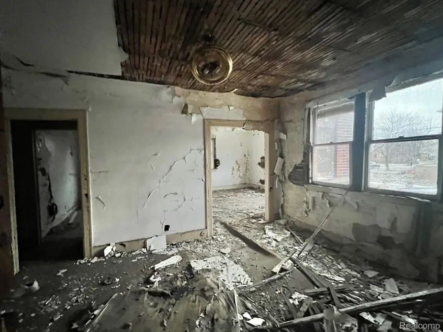 5406 Ivanhoe Street, Detroit, MI 48204 - Image #3