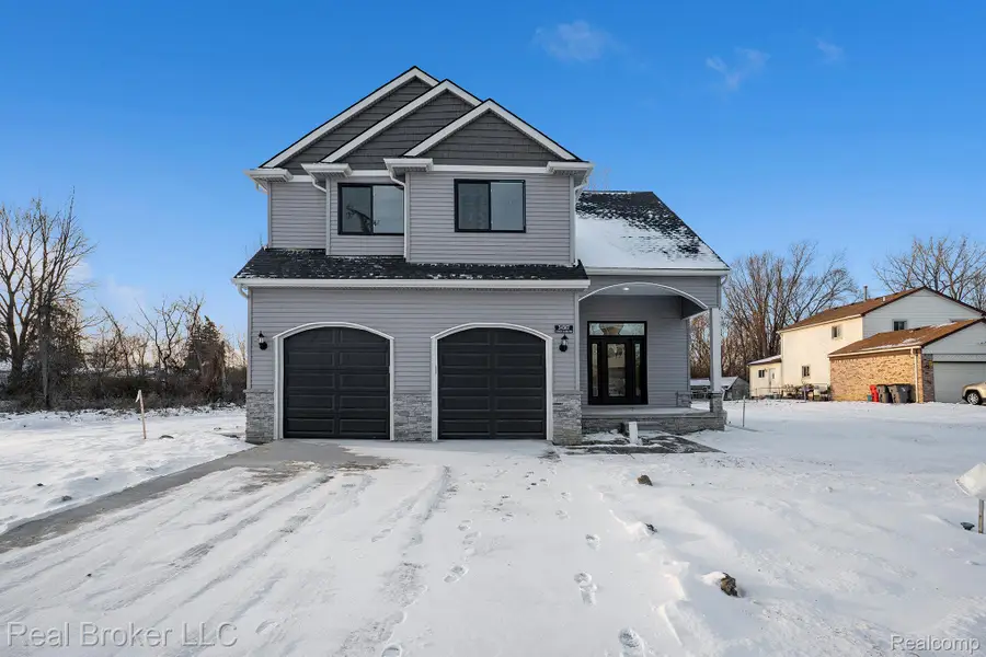 34367 Union Lake Road, Harrison Township, MI 48035 - #2