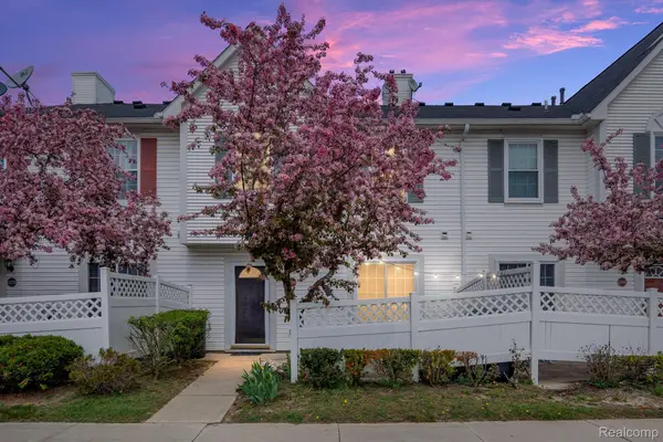 22241 Atlantic Pointe, FarmingtonHills, MI 48336