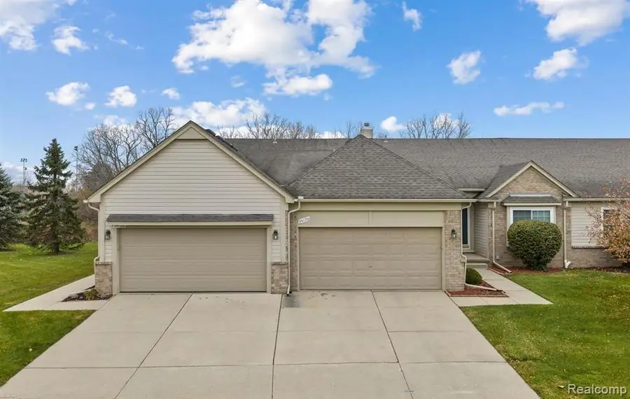 34166 Birchway Circle #25, Sterling Heights, MI 48312 - Image #3