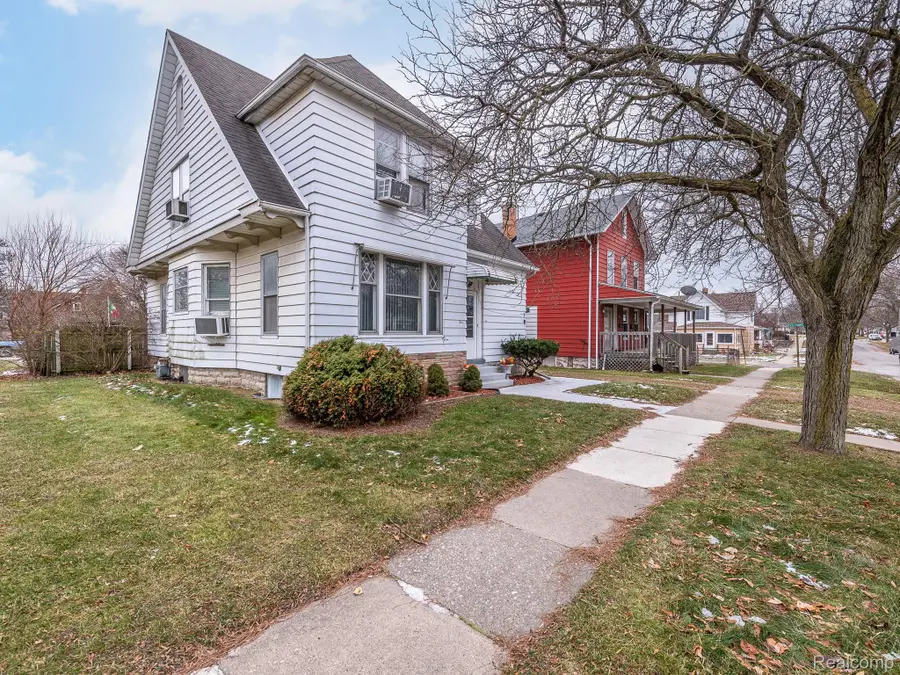 321 Cass Street, Monroe, MI 48161 - Image #2