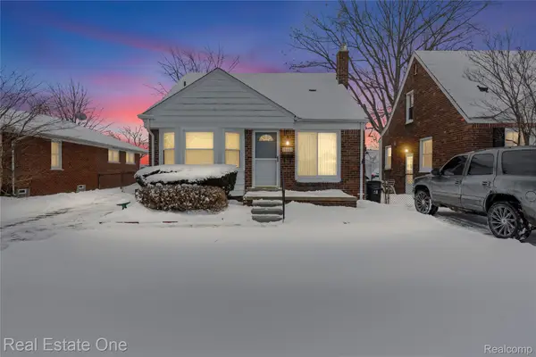 20688 Fleetwood Drive, HarperWoods, MI 48225