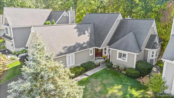 7285 Rabbit Ears Pass, Clarkston, MI 48346