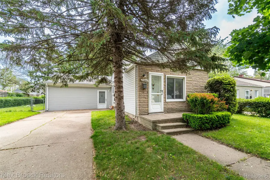 22844 Heussner Avenue, Warren, MI 48089 - Image #2