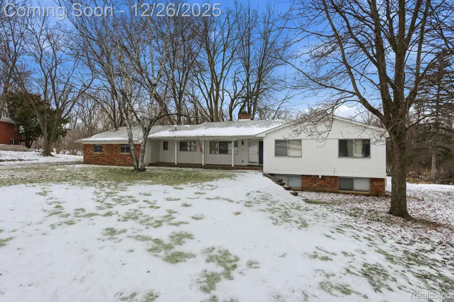 1348 New Life Lane, Rochester Hills, MI 48309 - Image #3