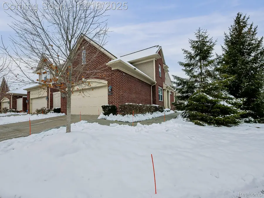 7212 Berry Field, West Bloomfield, MI 48322 - Image #3